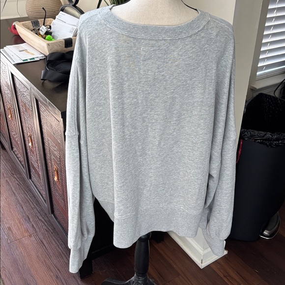Aerie Light Gray Women's Oversized Cropped Sweatshirt with Ribbon Detail size XL - Picture 4 of 6